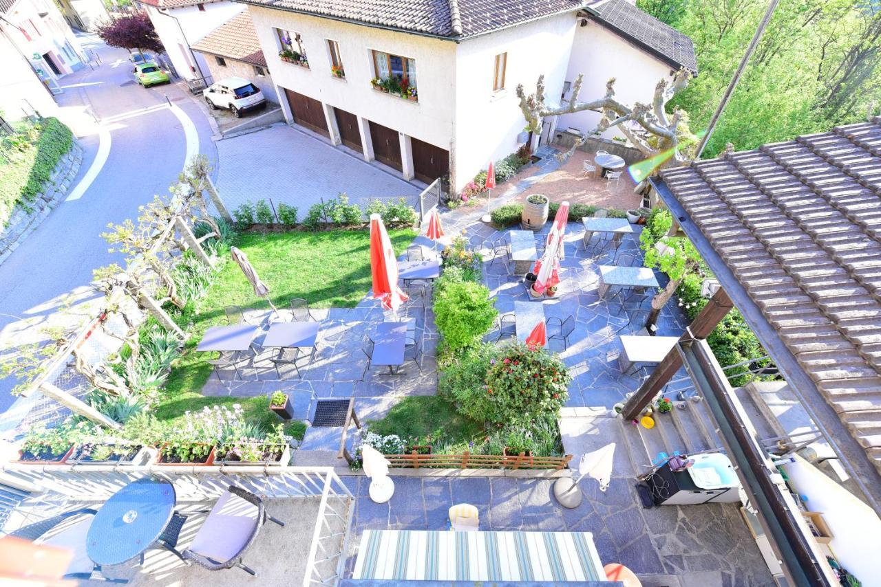 Hotel Pensione Serena Purasca Exteriér fotografie