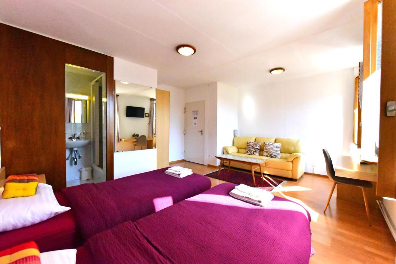 Hotel Pensione Serena Purasca Exteriér fotografie