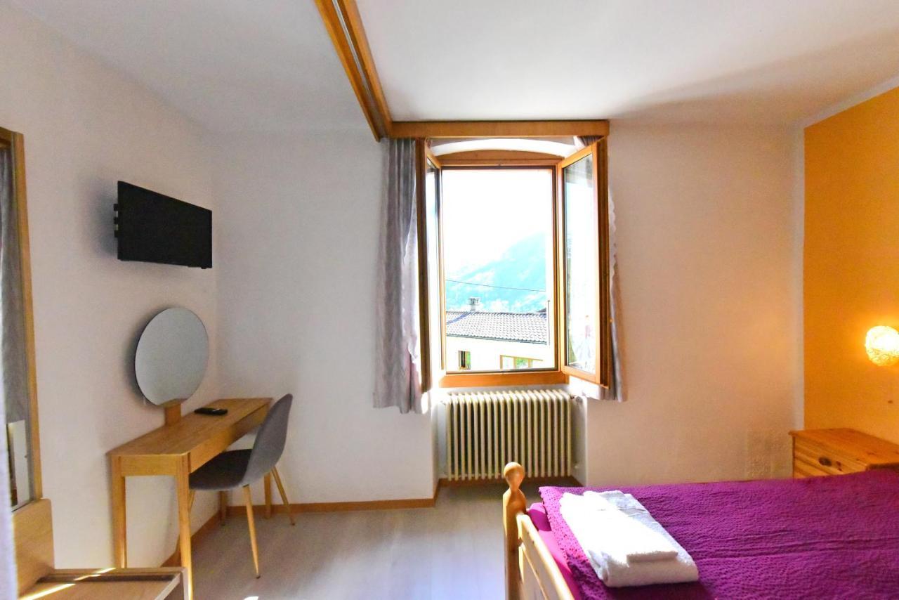 Hotel Pensione Serena Purasca Exteriér fotografie