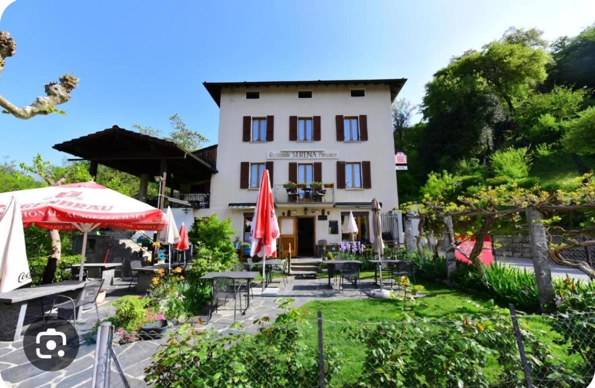 Hotel Pensione Serena Purasca Exteriér fotografie